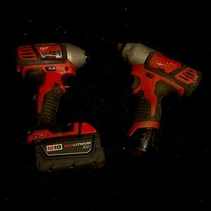 Milwaukee drill set batteries but no charger